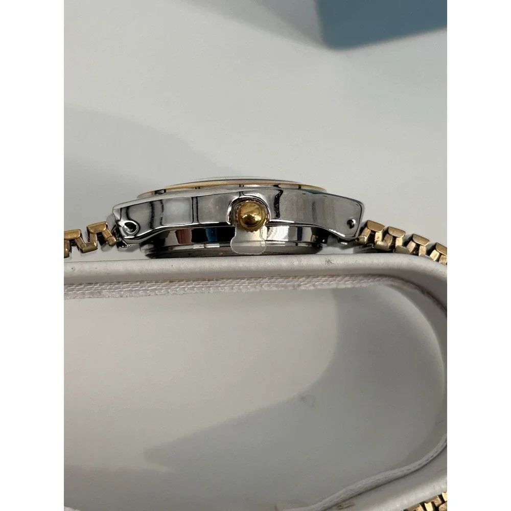 Waltham WA34LB‎ Gold Tone & Silver Tone Quartz Watch W/ Stretch Band & Box